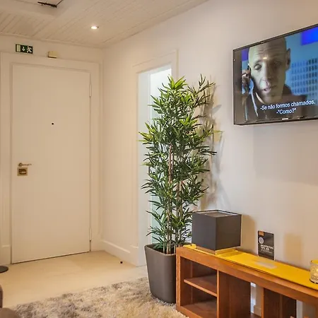 Holidaylovers Chiado Rooms * Lisbon