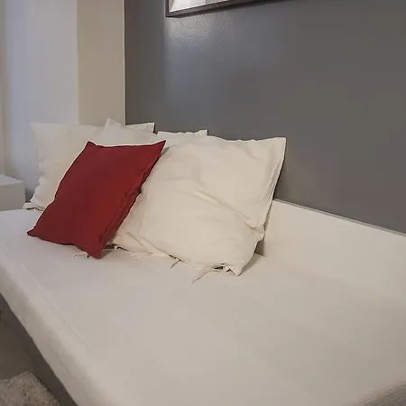 Holidaylovers Chiado Rooms بيت ضيافة Lisboa
