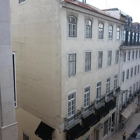 Гостевой дом Holidaylovers Chiado Rooms