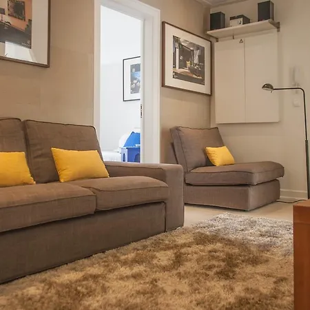 Гостевой дом Holidaylovers Chiado Rooms Лиссабон